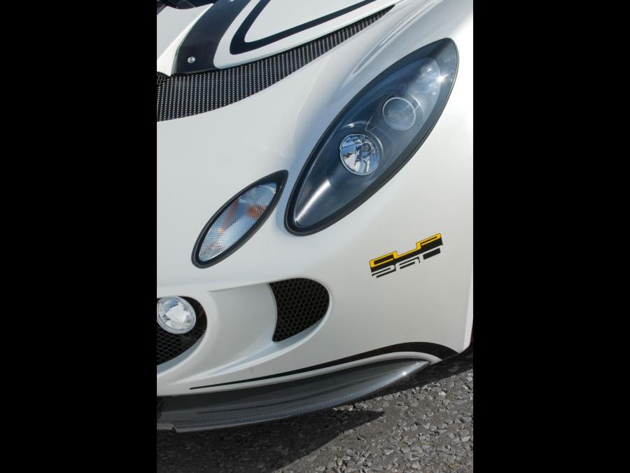  Lotus Exige Cup 260 2009 года  (фото 6 из 19)